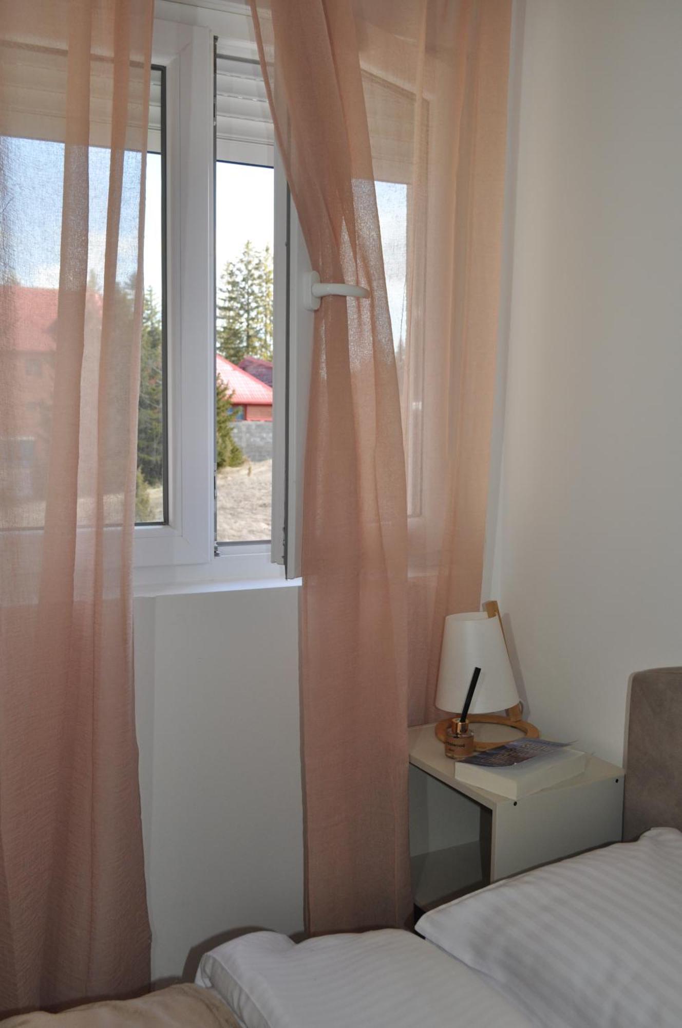 Apartmani Zabljak Hills ภายนอก รูปภาพ